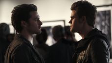 Дневники вампира 6 сезон 11 серия